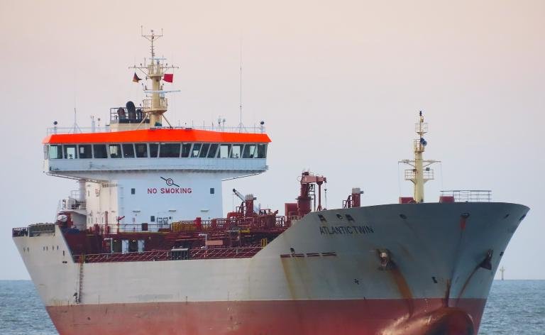 ATLANTIC TWIN